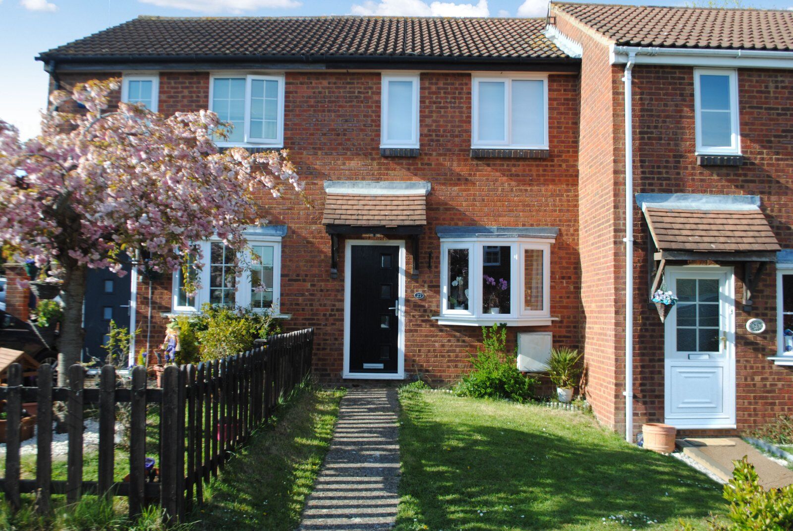 2 bedroom mid terraced house for sale Irving Close, Bishop's Stortford, CM23, main image