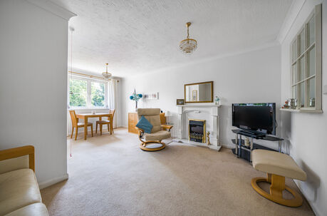 1 bedroom  flat for sale