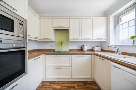 1 bedroom  flat for sale