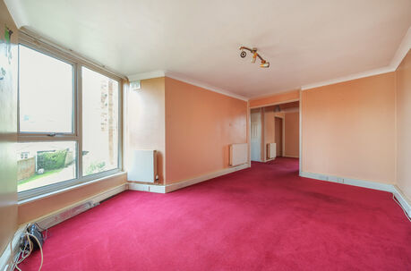 2 bedroom  flat for sale