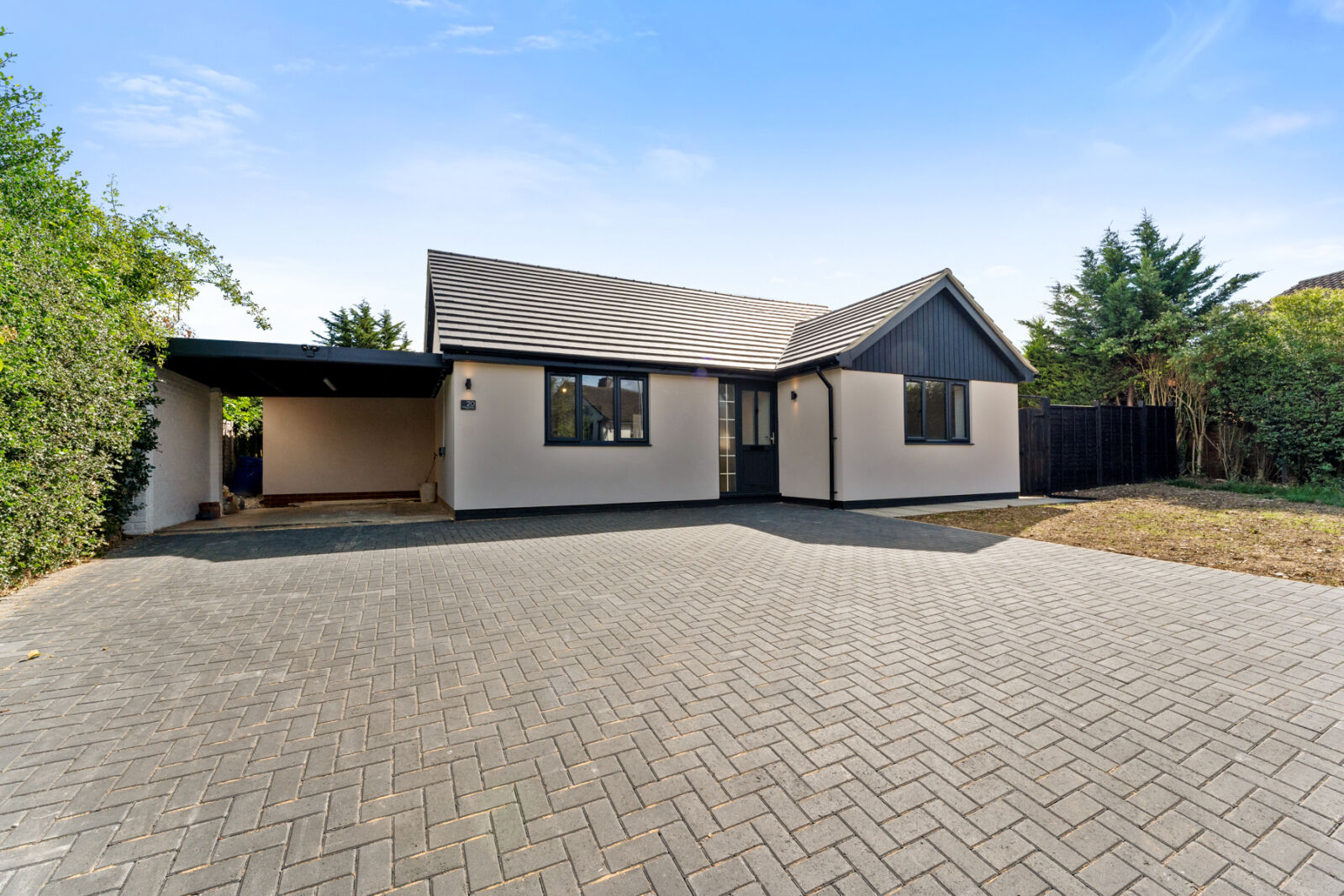 4 bedroom detached bungalow to rent, Available unfurnished from 13/01/2026 Roden Close, Harlow, CM17, main image