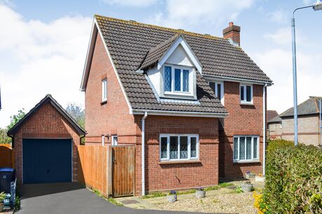 3 bedroom detached house for sale