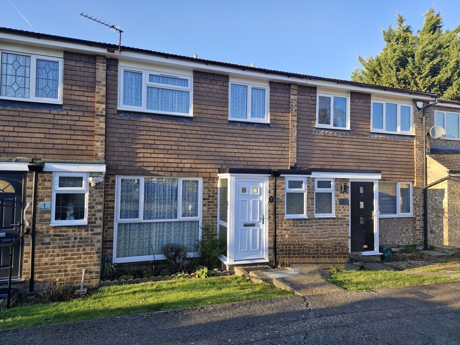 3 bedroom mid terraced house for sale The Wrens, Harlow, CM19, main image