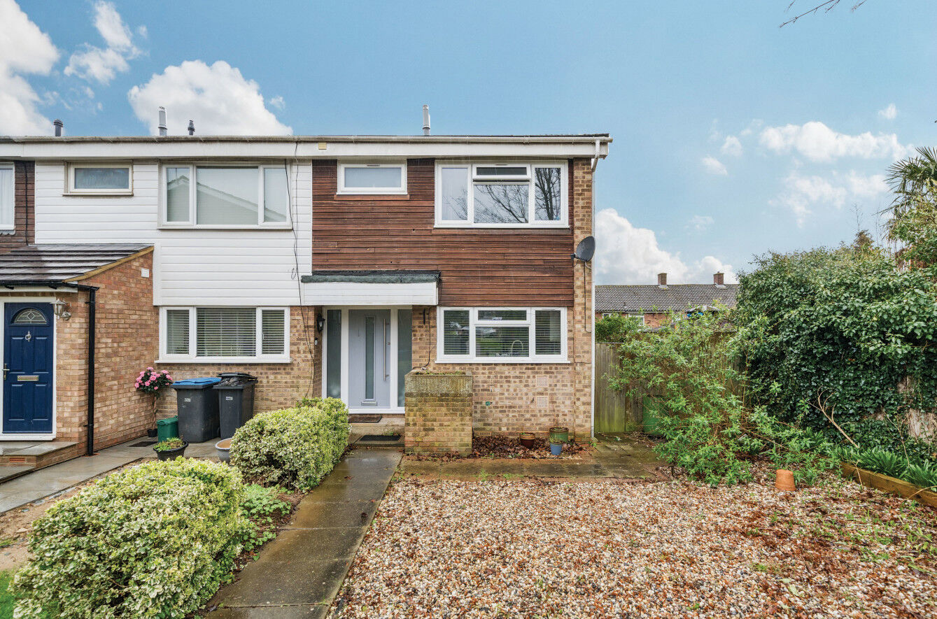 3 bedroom end terraced house for sale Pinewood Close, Harlow, CM17, main image