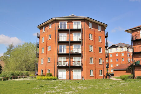 1 bedroom  flat to rent, Available unfurnished from 29/04/2025