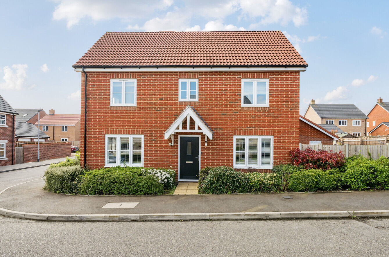 3 bedroom detached house for sale Thorpe Road, Bishop's Stortford, CM23, main image