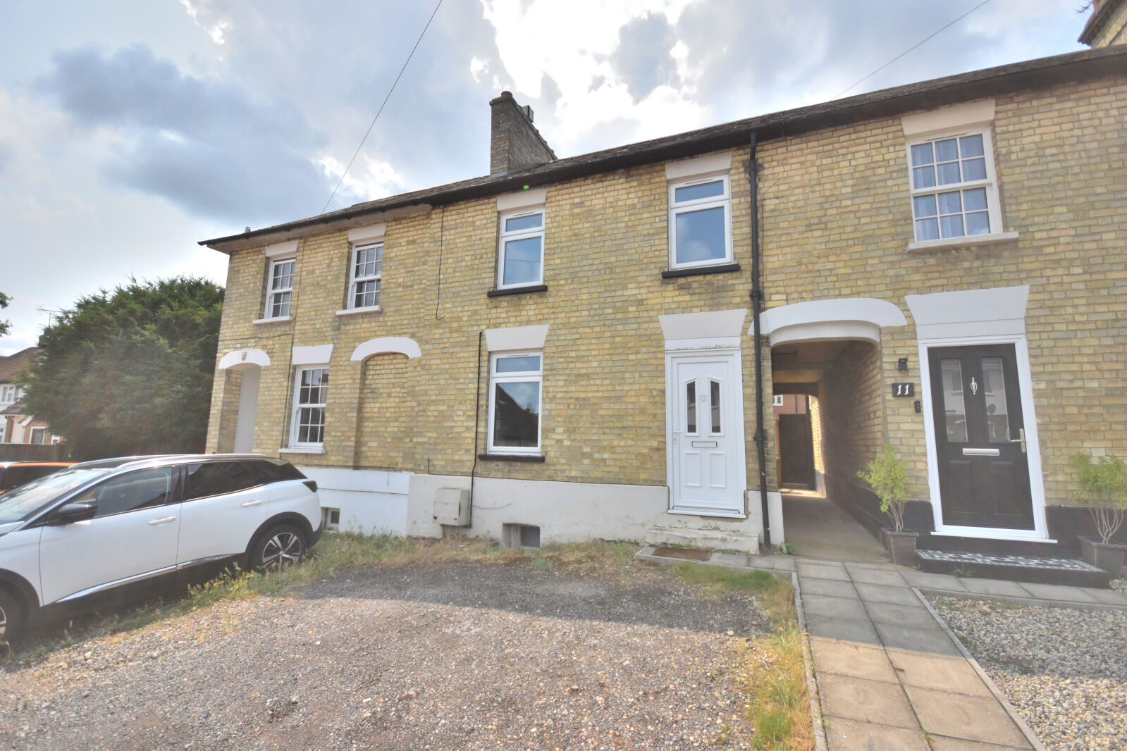 3 bedroom mid terraced house to rent, Available unfurnished from 31/07/2024 Clarence Road, Stansted, CM24, main image