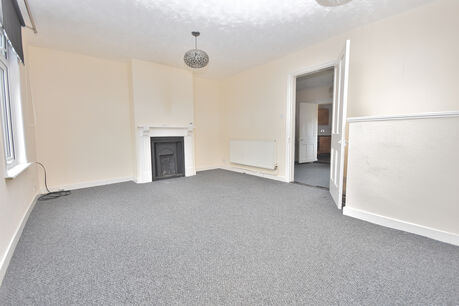 3 bedroom mid terraced house to rent, Available unfurnished from 31/10/2024