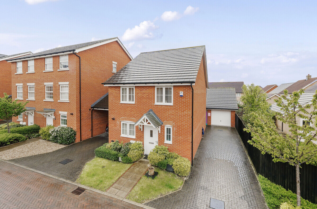 4 bedroom link detached house for sale Cooper Smith Road, Bishop's Stortford, CM22, main image