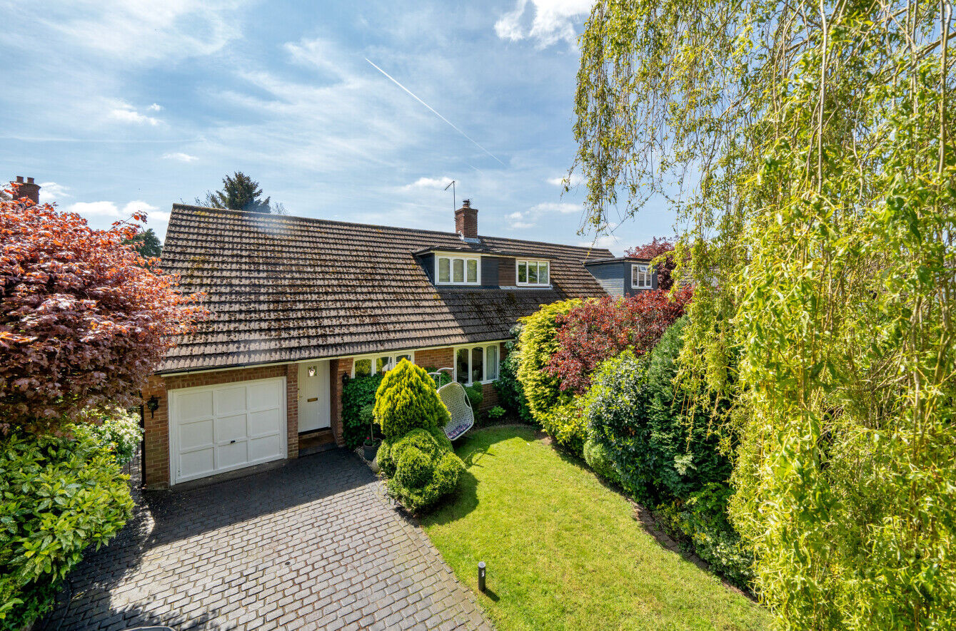 3 bedroom semi detached house for sale Limes Crescent, Bishop's Stortford, CM23, main image