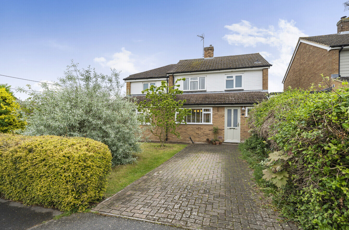 4 bedroom link detached house for sale Spencer Road, Saffron Walden, CB10, main image