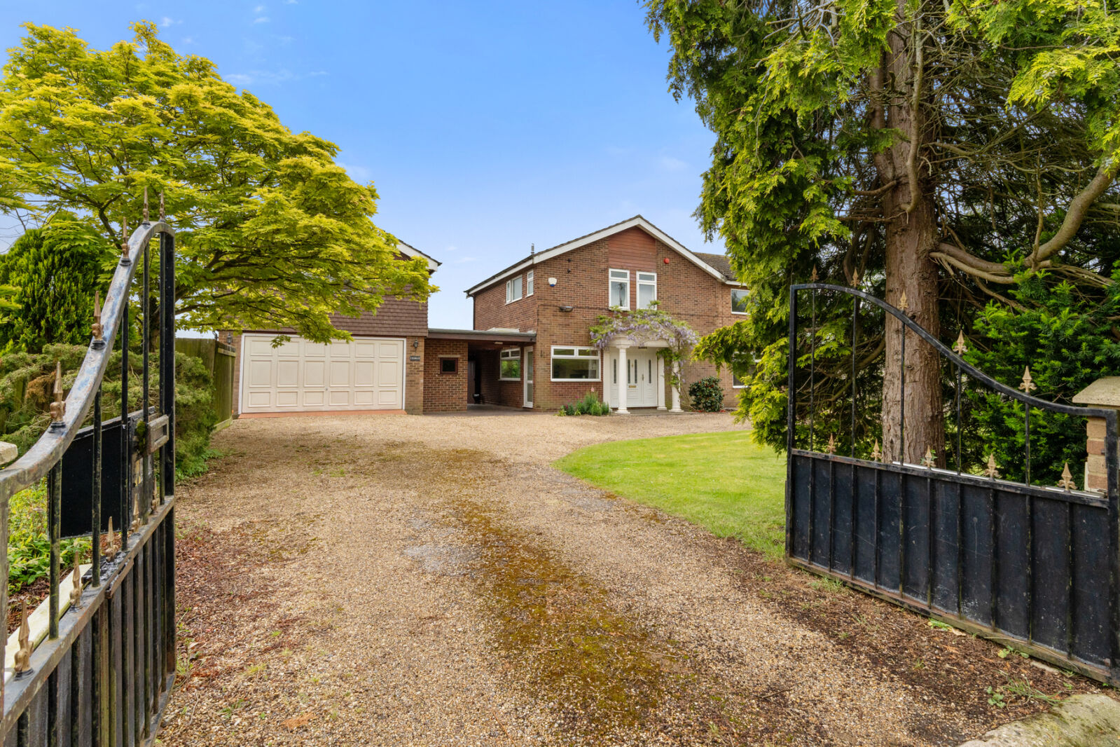 5 bedroom detached house for sale Burton End, Stansted, CM24, main image