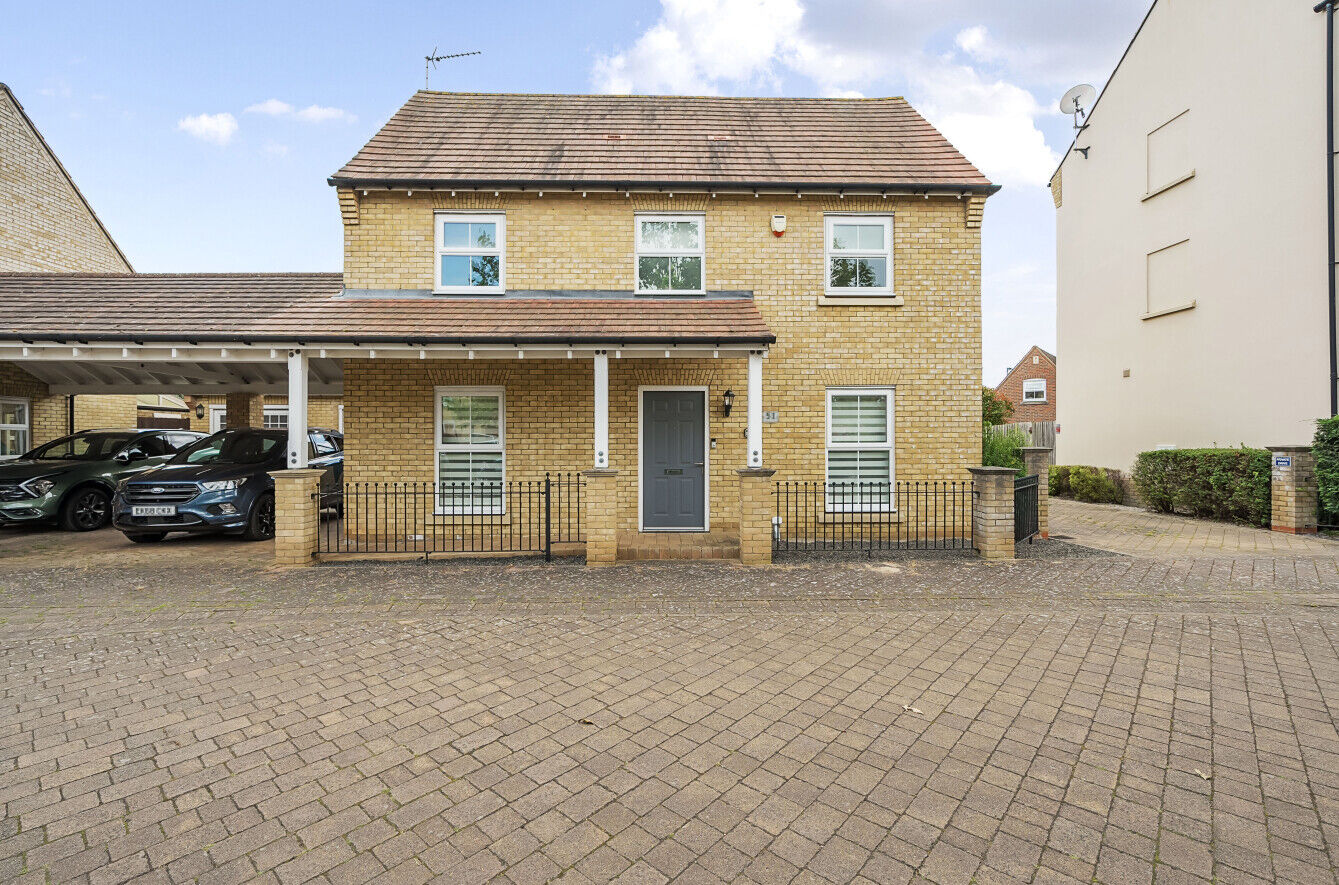 3 bedroom detached house for sale Felstead Crescent, Stansted, CM24, main image