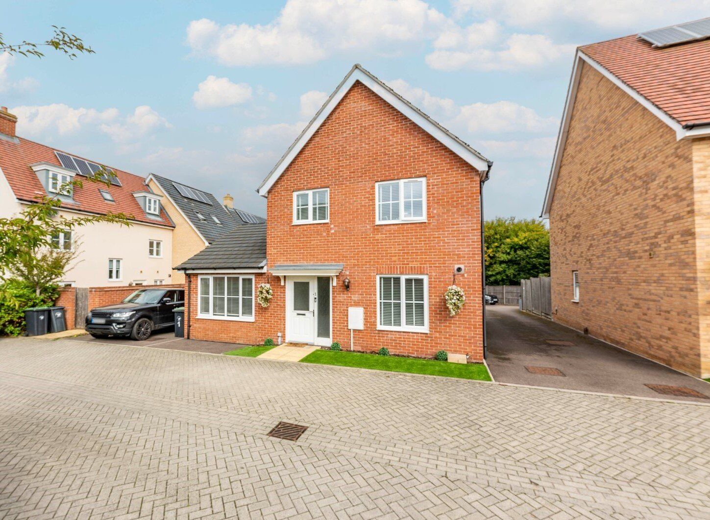 4 bedroom detached house for sale Buckland Mews, Little Canfield, CM6, main image