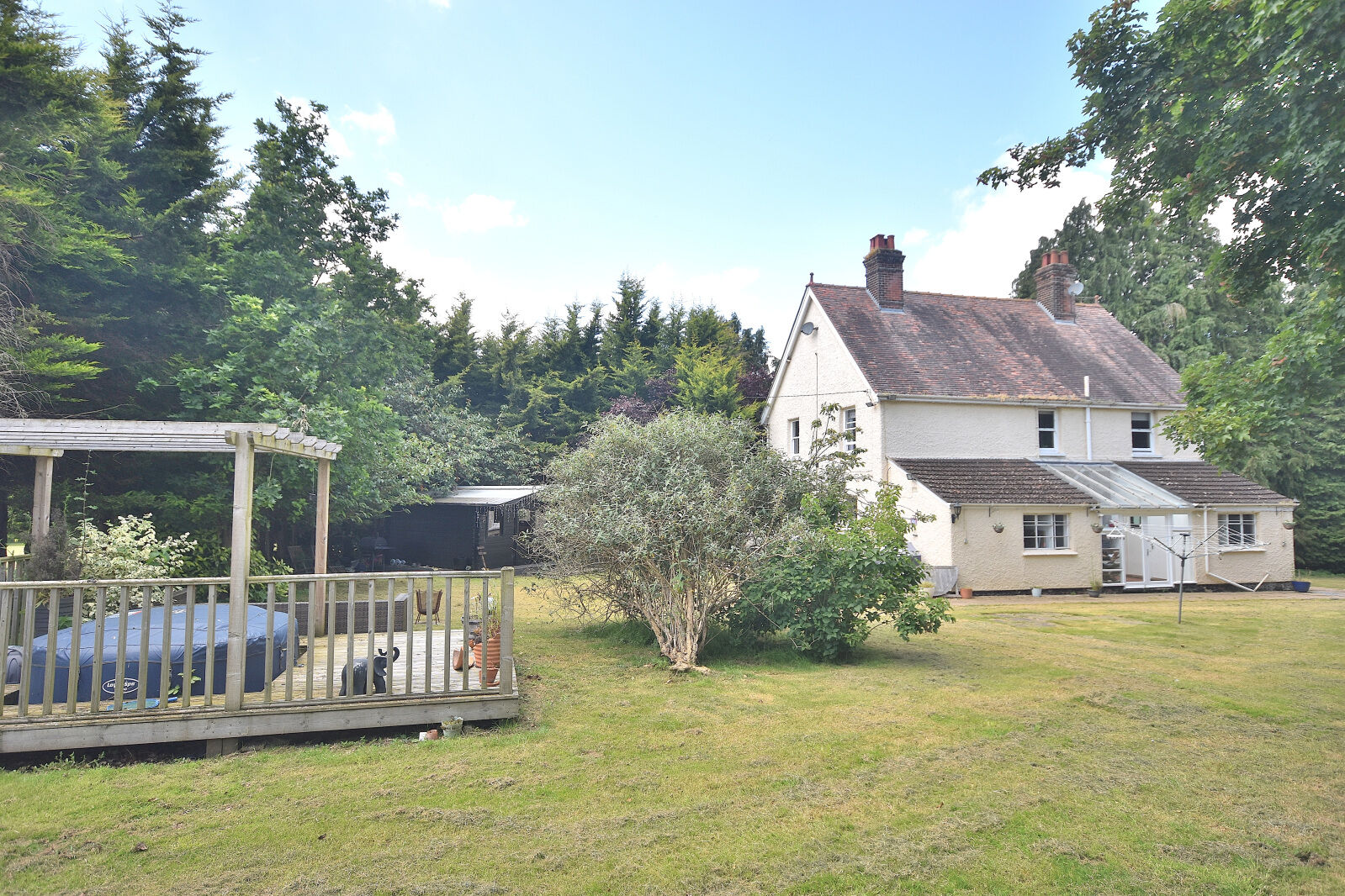 4 bedroom detached house to rent, Available unfurnished from 26/11/2024 Cambridge Road, Ugley, CM22, main image