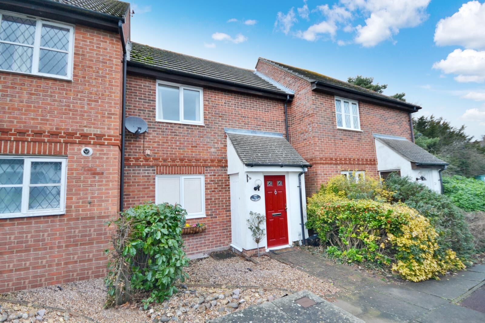 2 bedroom mid terraced house for sale Ash Grove, Great Dunmow, CM6, main image