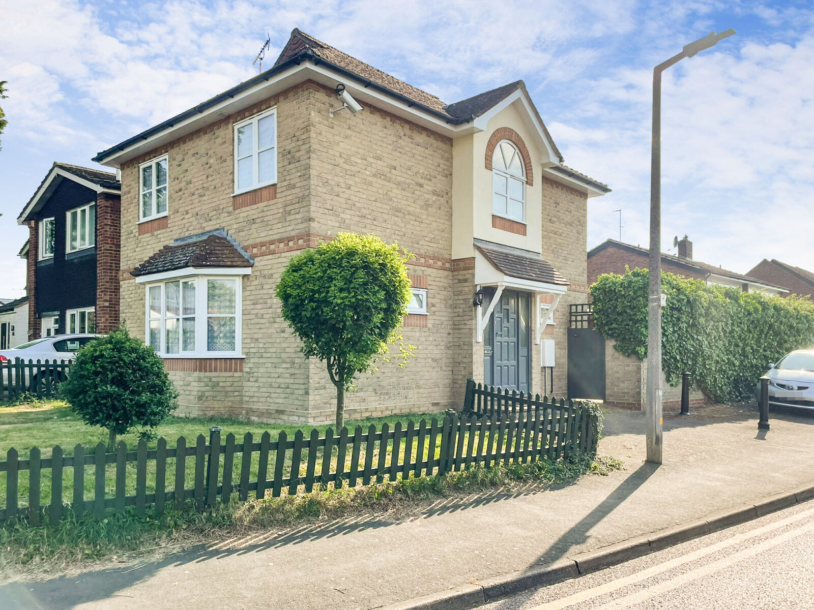 3 bedroom detached house for sale Sheering Mill Lane, Sawbridgeworth, CM21, main image