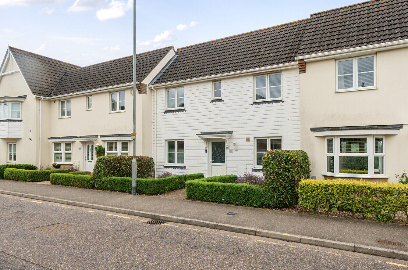 2 bedroom mid terraced house for sale Aspen Terrace, Great Dunmow, CM6, main image