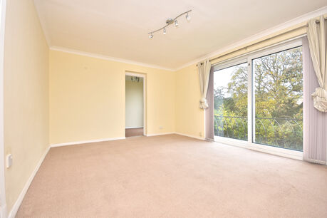 3 bedroom  flat for sale