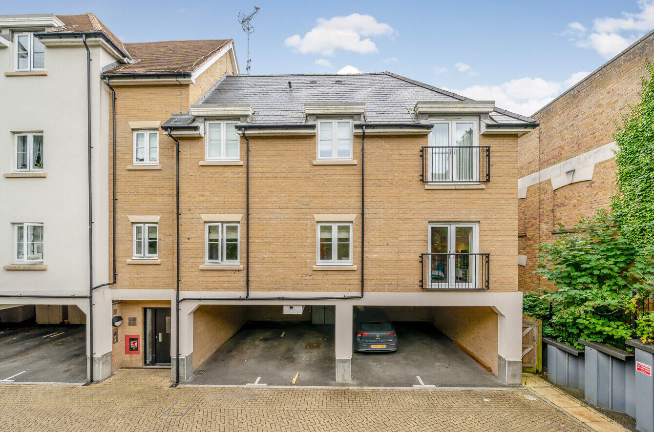 2 bedroom  flat for sale South Street, Bishop's Stortford, CM23, main image