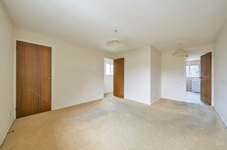 1 bedroom  flat for sale