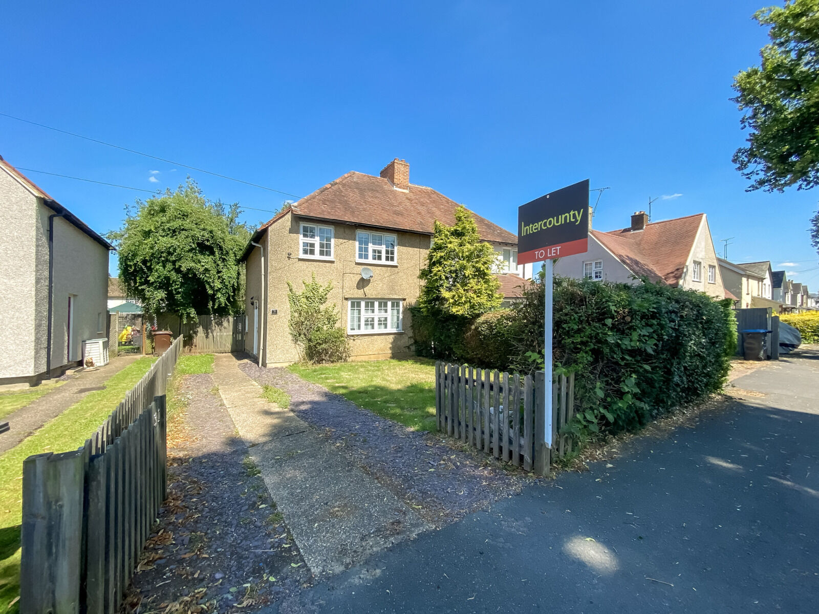 3 bedroom semi detached house to rent, Available from 17/08/2025 St Johns Avenue, Old Harlow, CM17, main image