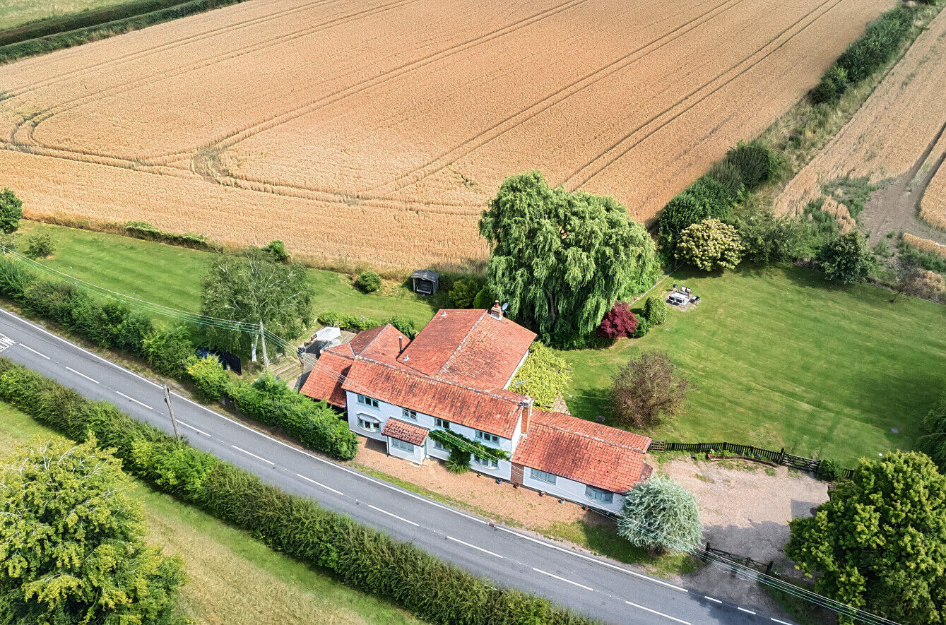 5 bedroom detached house for sale Finchingfield Road, Saffron Walden, CB10, main image