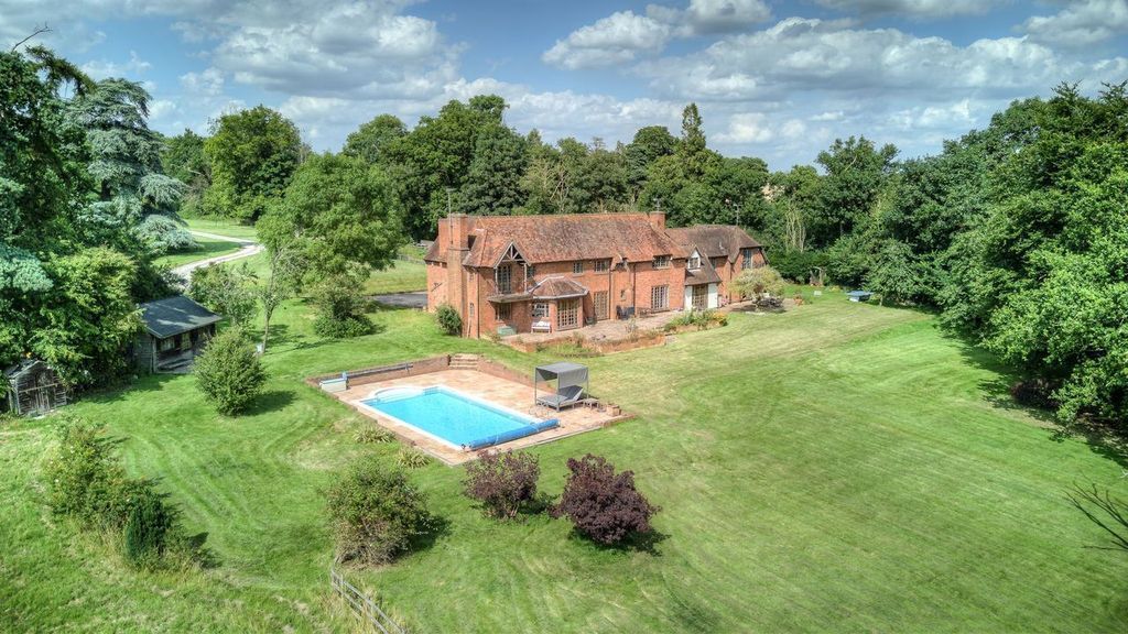 6 bedroom detached house for sale Gilston Lane, Harlow, CM20, main image