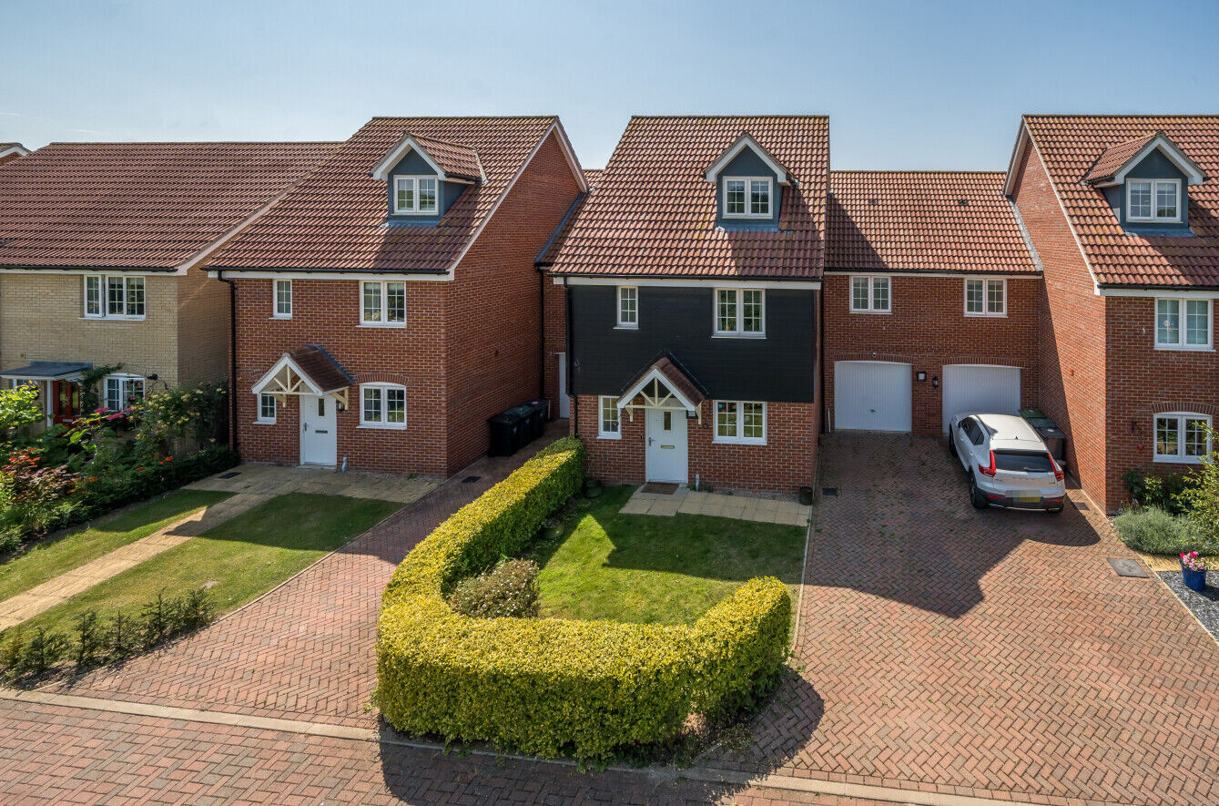 4 bedroom link detached house for sale Jennings Road, Saffron Walden, CB11, main image