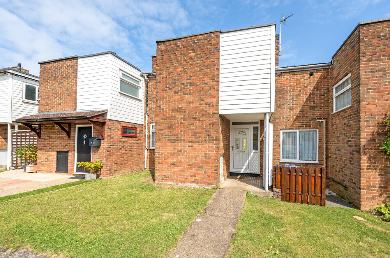 2 bedroom mid terraced house for sale Altham Grove, Harlow, CM20, main image