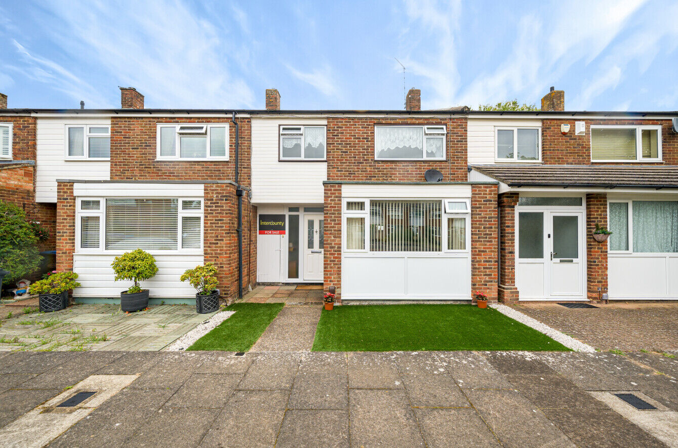 3 bedroom mid terraced house for sale Altham Grove, Harlow, CM20, main image