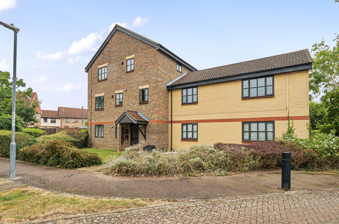 2 bedroom  flat for sale Aynsley Gardens, Harlow, CM17, main image