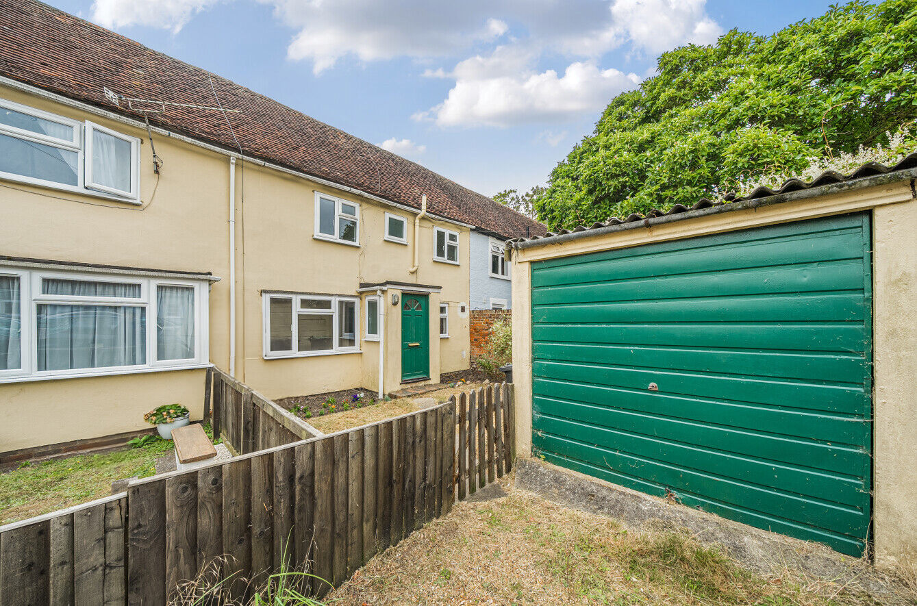 2 bedroom mid terraced house for sale Chequers Lane, Great Dunmow, CM6, main image