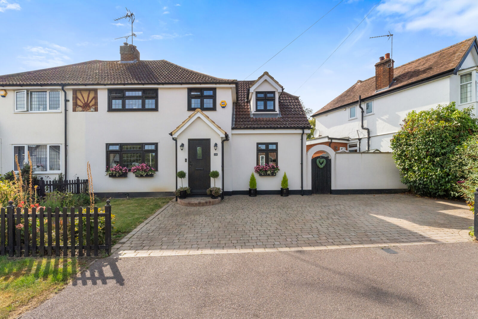 4 bedroom semi detached house for sale Forebury Avenue, Sawbridgeworth, CM21, main image