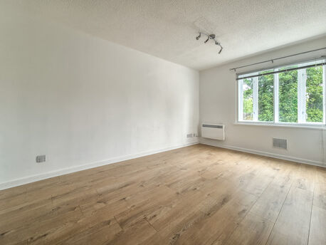 1 bedroom  flat to rent, Available unfurnished from 21/09/2024