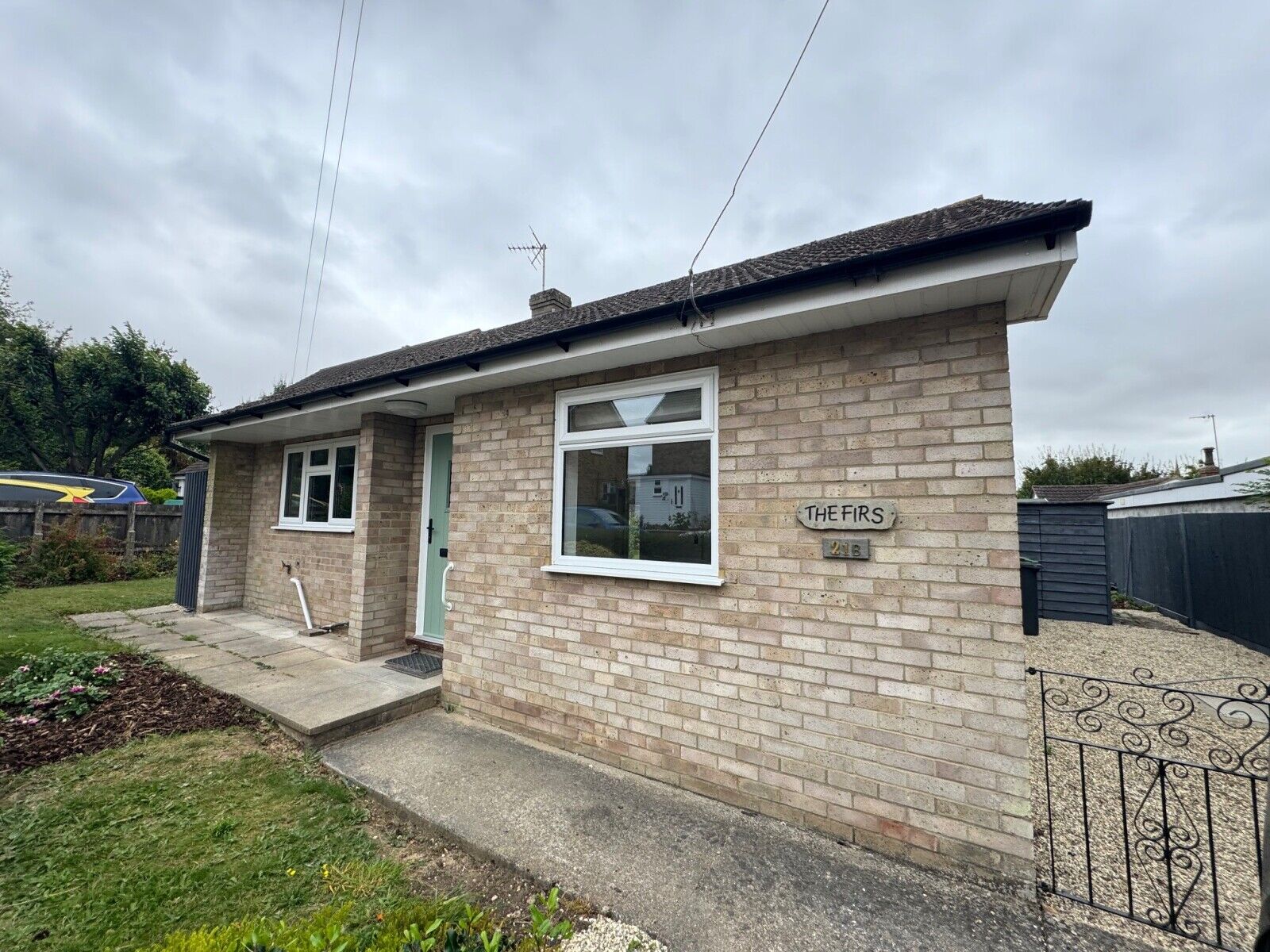 2 bedroom detached bungalow to rent, Available unfurnished now Guelphs Lane, Dunmow, CM6, main image