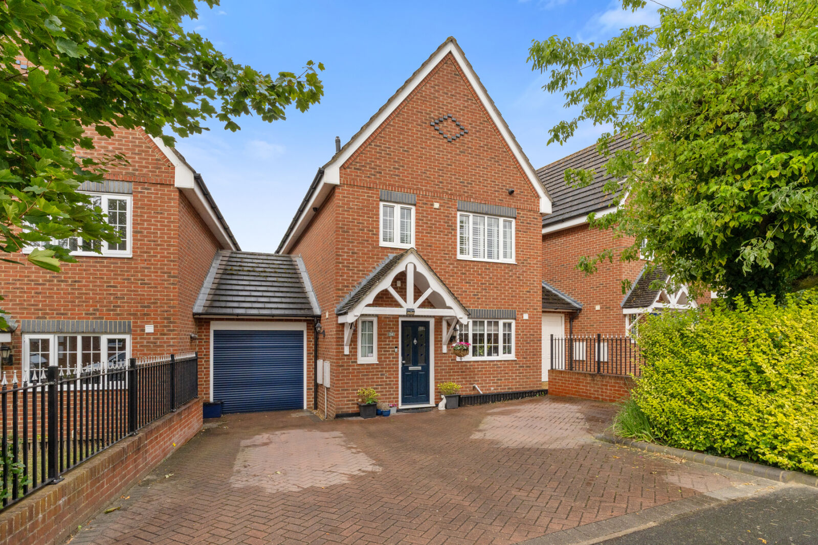 4 bedroom detached house for sale White Post Field, Sawbridgeworth, CM21, main image