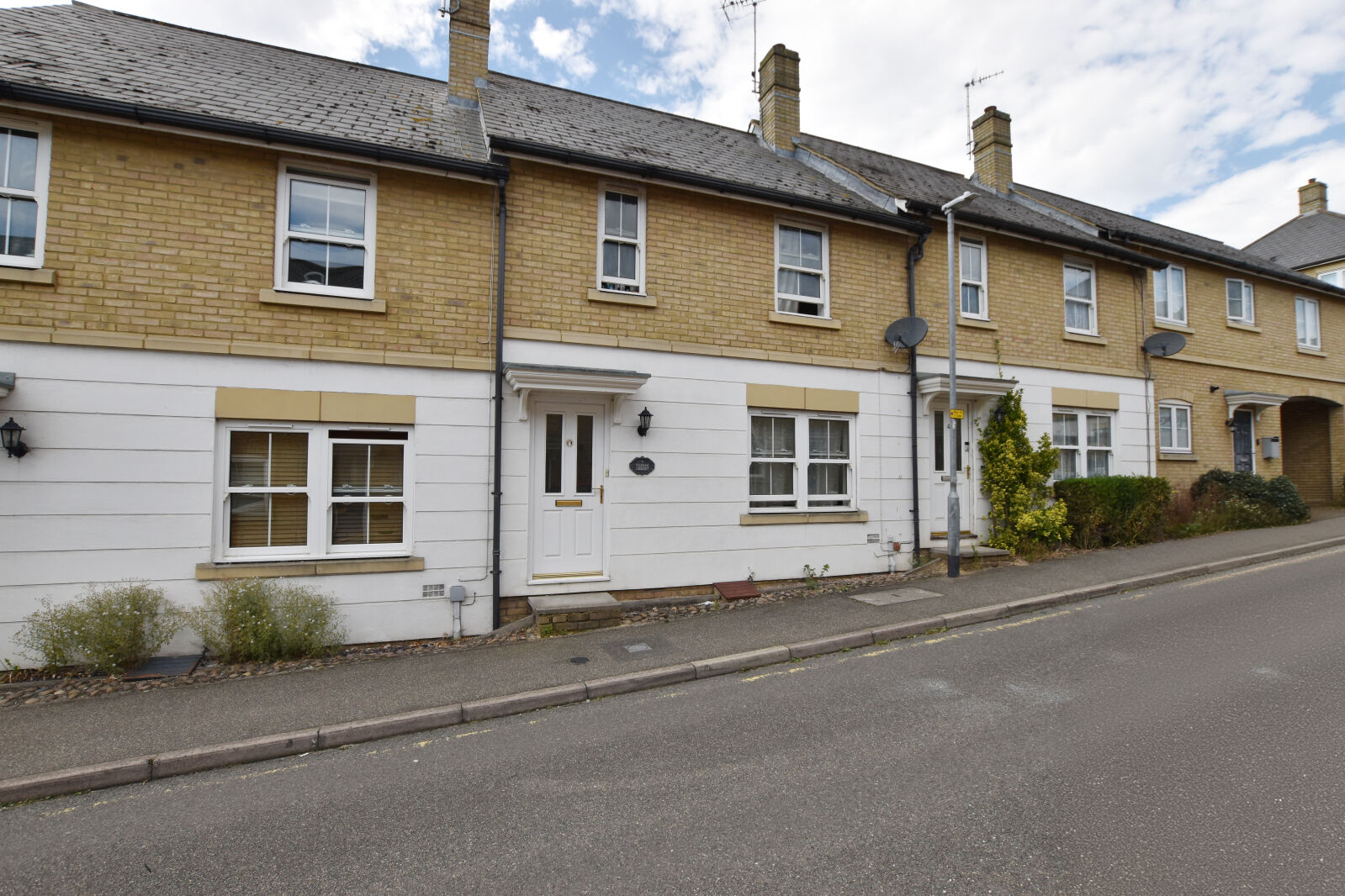 3 bedroom mid terraced house for sale Wickham Crescent, Braintree, CM7, main image