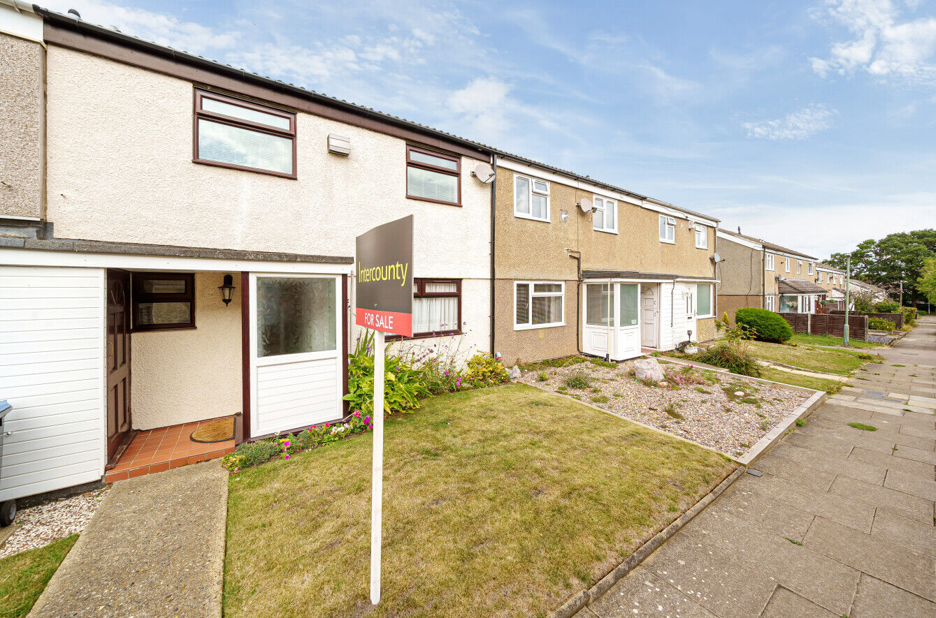 3 bedroom mid terraced house for sale Spruce Hill, Harlow, CM18, main image