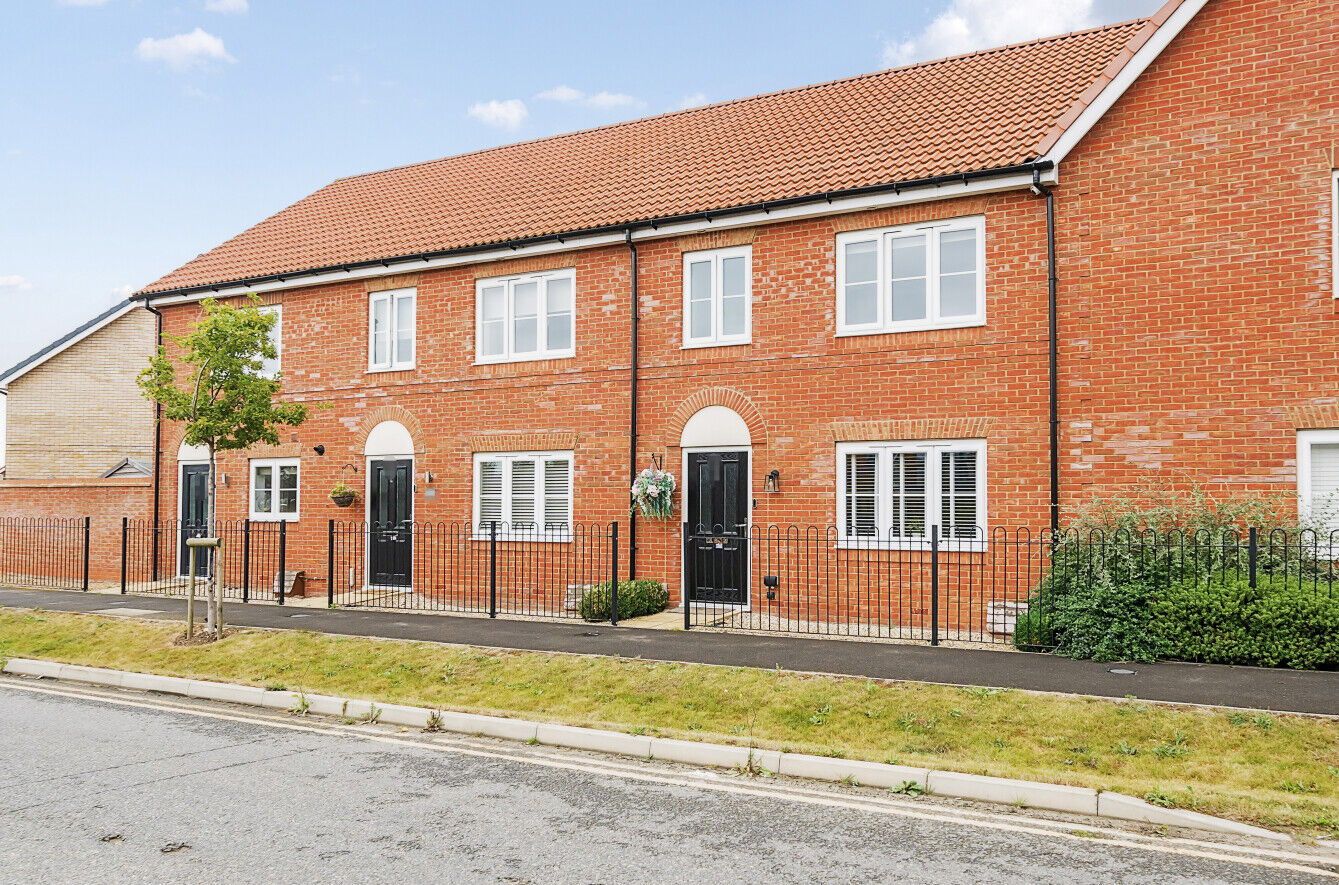 3 bedroom mid terraced house for sale Newland Avenue, Bishop's Stortford, CM23, main image