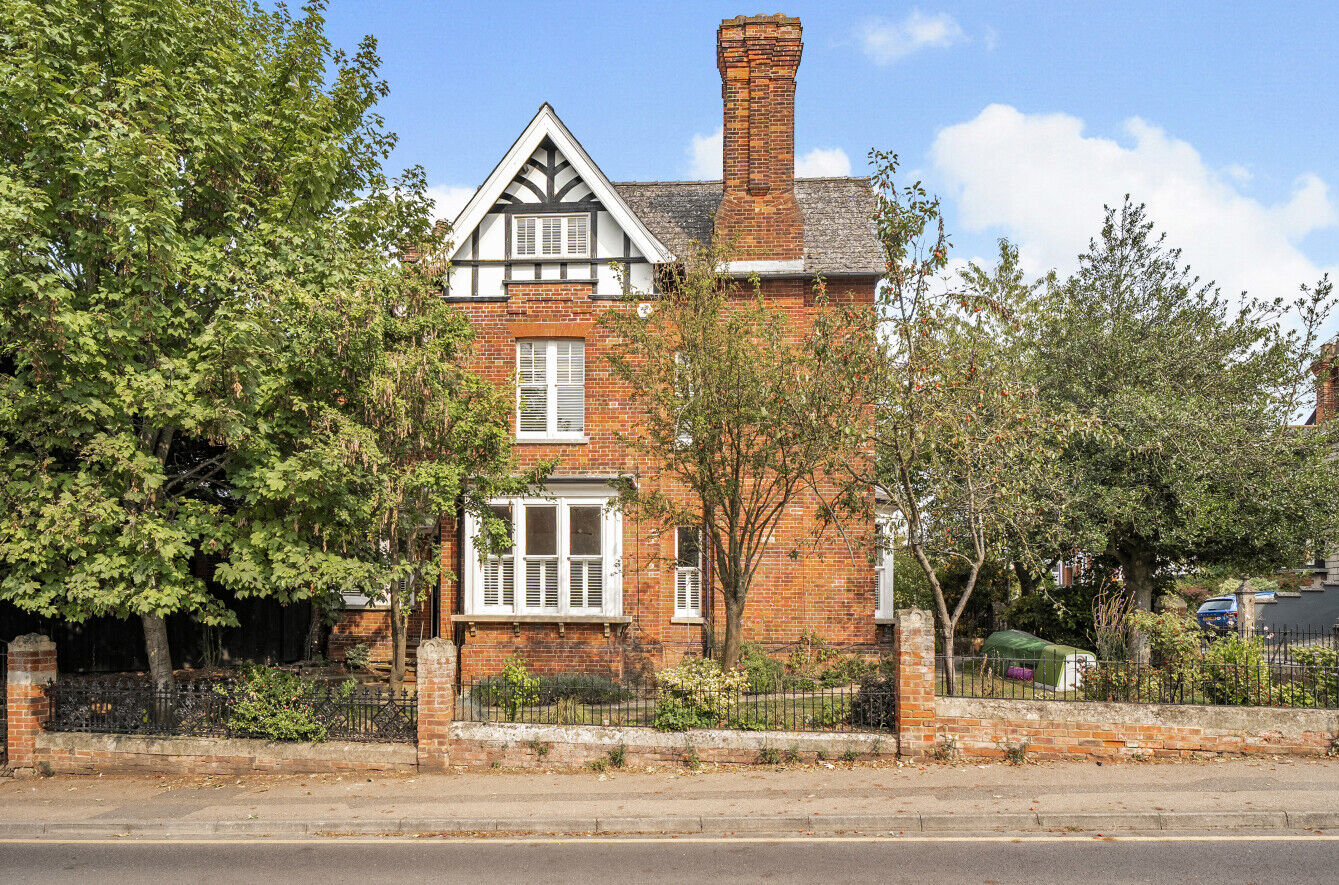 4 bedroom semi detached house for sale Debden Road, Saffron Walden, CB11, main image