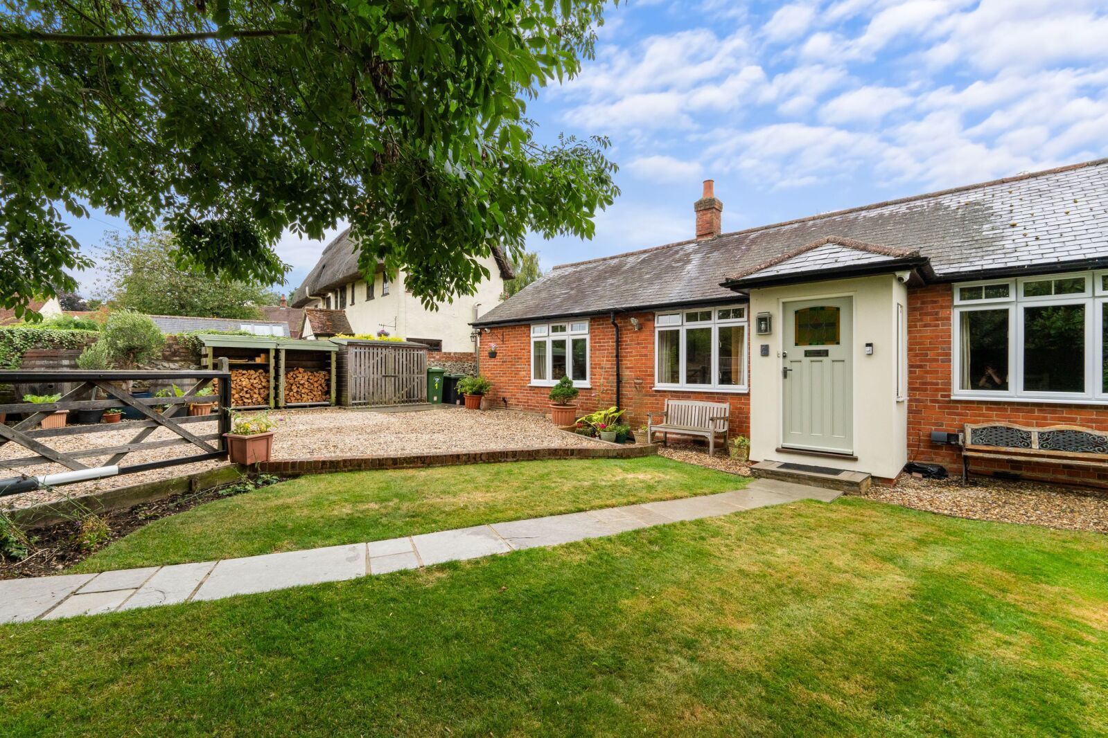 4 bedroom semi detached bungalow for sale Watts Yard, Bishop's Stortford, CM23, main image