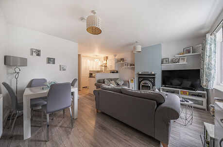 1 bedroom  flat for sale