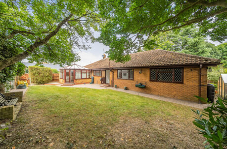 4 bedroom detached bungalow for sale