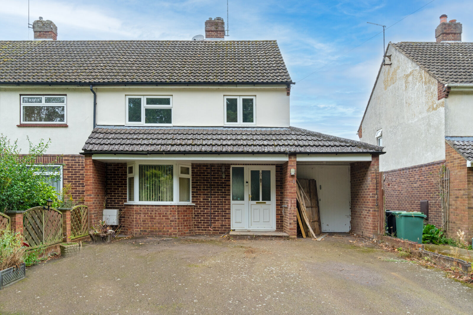 3 bedroom semi detached house for sale Hargrave Close, Stansted, CM24, main image