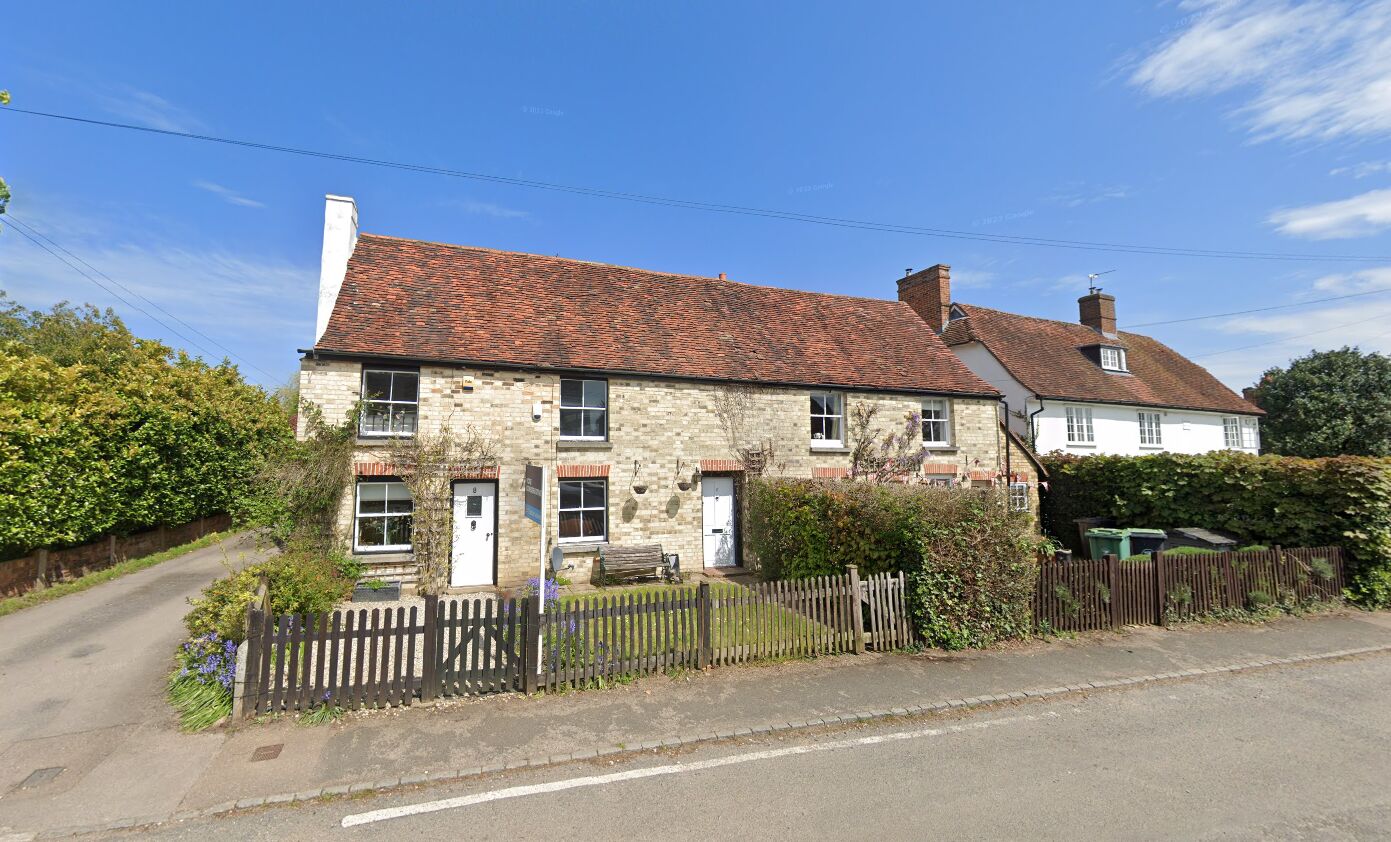 2 bedroom mid terraced house to rent, Available from 03/10/2024 Church Street, Bishop's Stortford, CM22, main image