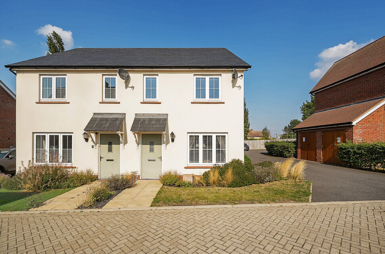 2 bedroom semi detached house for sale Deer Park View, Braintree, CM7, main image