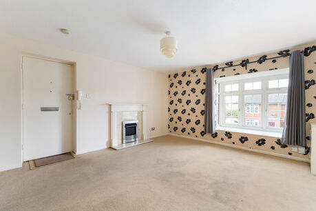 1 bedroom  flat for sale