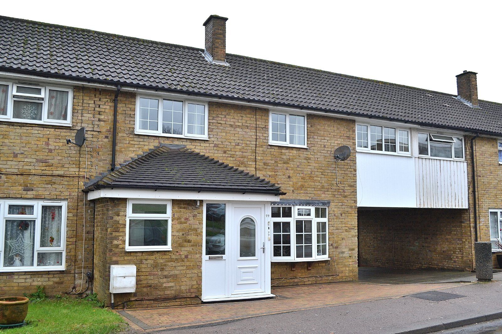 4 bedroom mid terraced house for sale Fold Croft, Harlow, CM20, main image