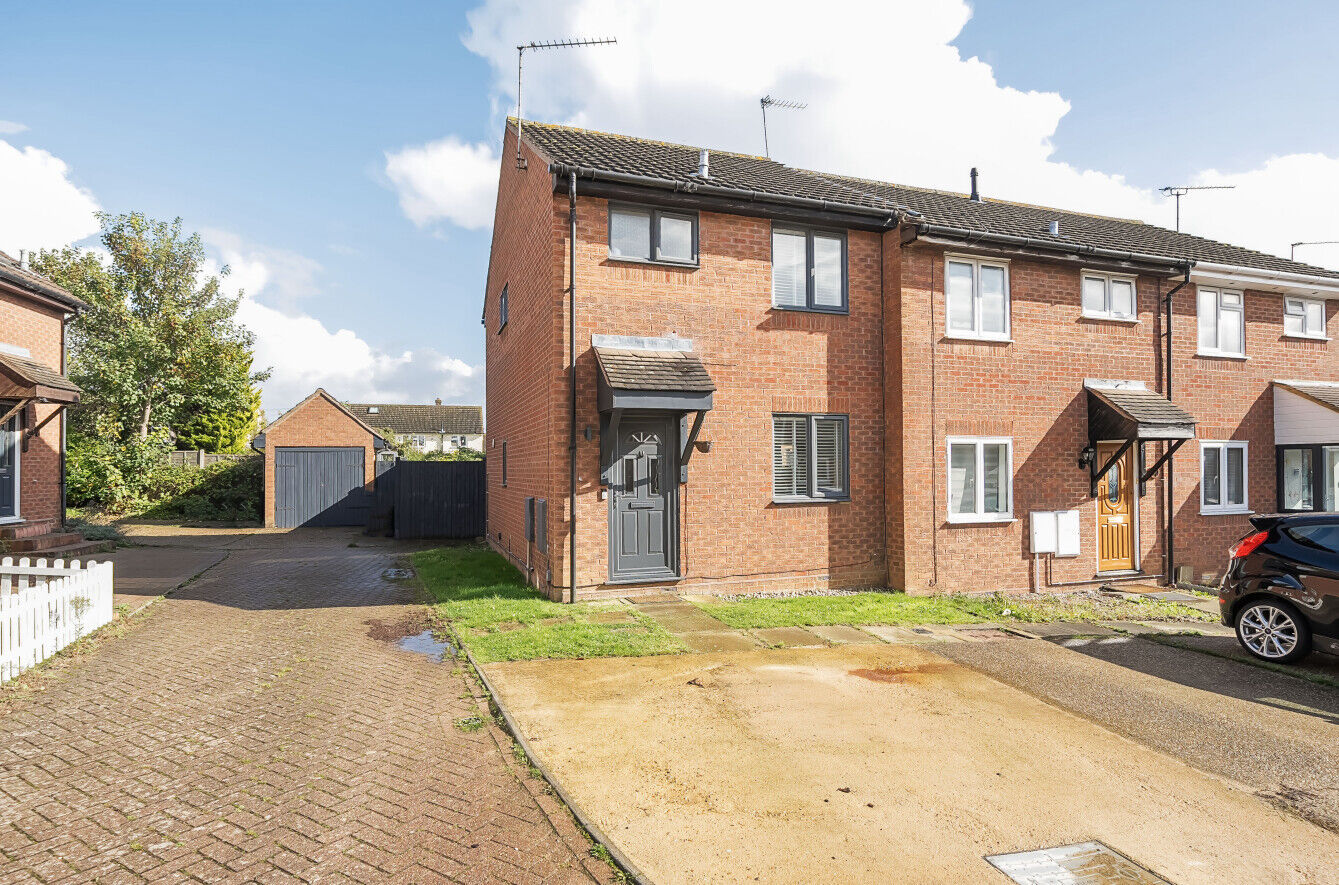 3 bedroom end terraced house for sale Honeybourne, Bishop's Stortford, CM23, main image